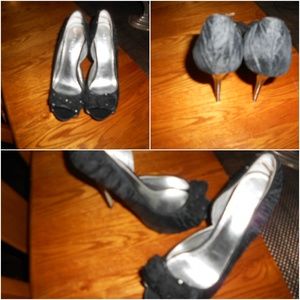 BAKERS BLACK 5" HEELS SZ. 7